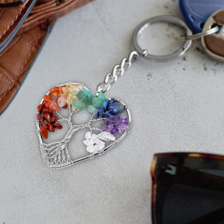Tree of Life Keyring 7 Chakra Healing Crystal Tumbled Stone Natural Gemstone Car Key Chain Reiki Healing Keychain for Friendship Women Men Girls Bikes Home