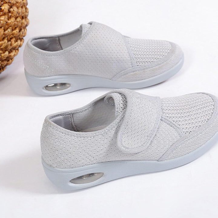 Neuropathy Shoes with Adjustable Strap - Extra Wide Orthopedic Breathable Diabetic Footwear for Women, Elderly Swollen Pain Relief (Beige, 4 UK)