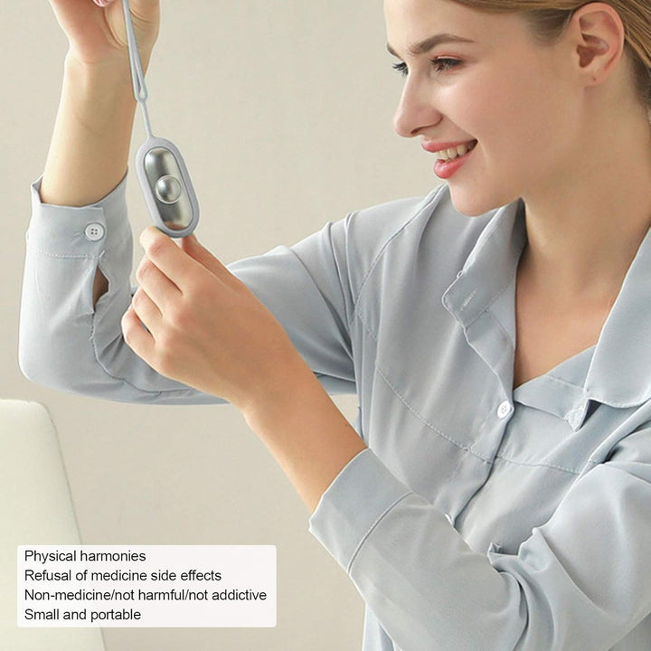 Sleep Aid Device, Anxiety Relief for Adults USB Rechargeable Microcurrent Calm Palm Sleep Instrumen, Portable Sleep Aids for Insomnia Relief, Relieve Anxiety and Stress(Silver)