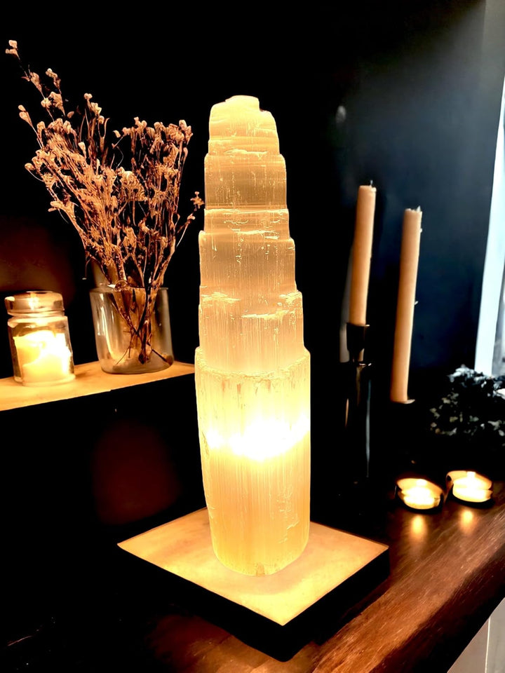 Selenite Crystal Lamp Handmade Natural White Selenite Tower Lamp Spiritual Healing Cleanse and Recharge Crystals Table Lamp Meditation Mineral Decoration Gift (30 Cm)