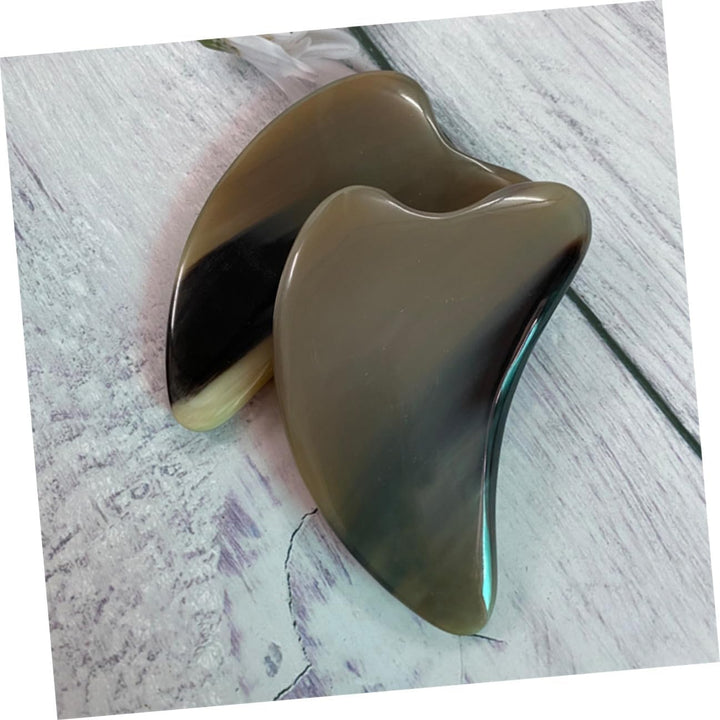 Ox Horn Guasha Board Thick Triangle Massage Scraper Tool for Face and Body Relaxation Portable Guasha Scraping Board for Neck Shoulders Arms Legs Relief and Skin Care