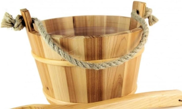PINENG Sauna Bucket 26 Cm Diameter 21 Cm with Spruce Wooden Ladle