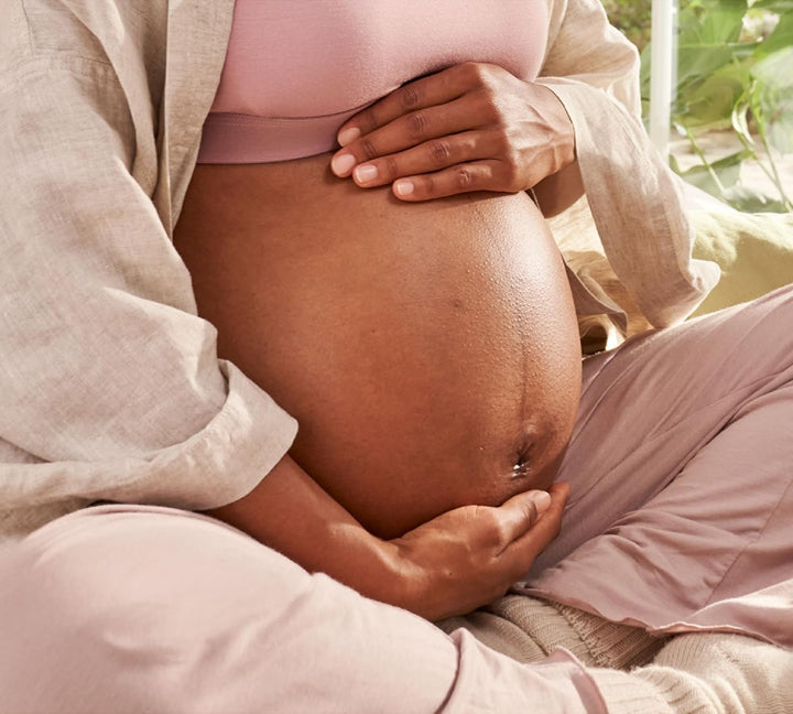 Organic Mama Pregnancy Body Butter - Rich Natural Cosmetics Massage Body Butter to Prevent Stretch Marks on the Stomach, Thigh and Chest (1 X 150 Ml)