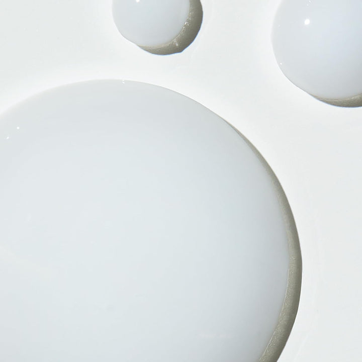 Pureology Color Fanatic, Multi-Tasking Spray, 21 Benefits, Primes, Perfects & Protects Colour-Treated Hair, Leave in Conditioner Spray, Vegan Formulas, Sulphate Free for a Gentle Cleanse, 200 Ml