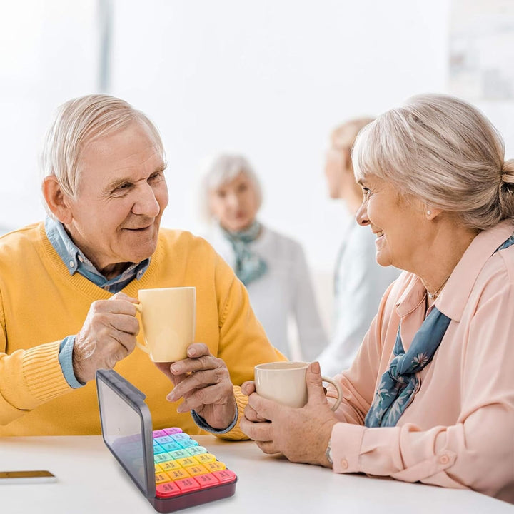 Pill Box Organiser 4 Times a Day,  Weekly Pill Boxes, 7 Day Tablet Organiser, Daily Pill Dispenser 7 Day 4 Compartments, Tablet Box for Medication, Vitamins and Supplements (Black)