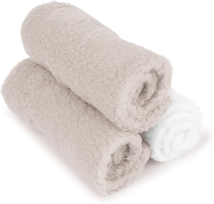 3 Pack Microfiber Super Soft Baby Face Wash Cloths, 28 X 28Cm Washable & Reusable Unscented Flannels, Multipack Pink and White, Ideal for Wiping and Cleaning Hands and Face (Blue)