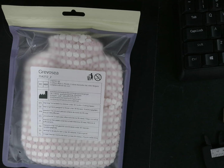 Hot Water Bottle, 500ML Small Hot Water Bottle with Cover Stripe Style Hand Warmer with Soft Premium Faux Fur Cover 2-In-1 Bottles for Cold & Hots Compress Bag for Women Seniors(Pink)