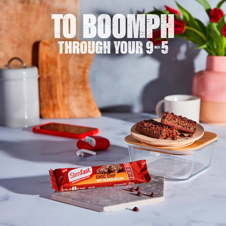 Tasty Balanced Meal Bar, Low Calorie Replacement Bars for Weight Loss and Diet, High Protein, Healthy Snacks for Adults with 23 Vitamins and Minerals, Choc Chip Flavour, Multipack, 16 X 60 G