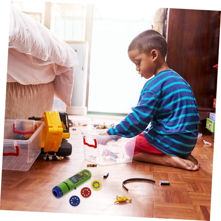 Dinosaur Projection Toy Interactive Dinosaur Projection Flashlight Boys and Girls Hands Toy for Playtime Educational for Toddlers