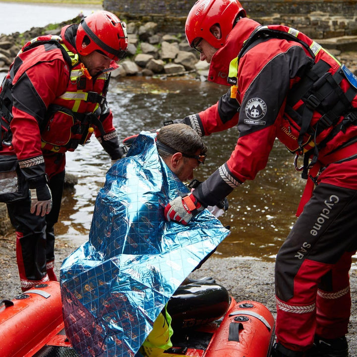 Premium Fleece Lined UK Made Professional Paramedic & Rescue Quality Emergency Blanket for Hypothermia Blanket Prevention, Large Size, for Outdoor Survival, Hiking, Backpacking