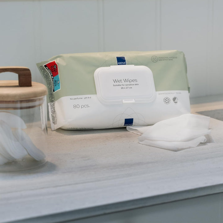 Wet Wipes - Pack of 80 Heavy Duty Incontinence Wipes - Fragrance & Colourant Free, Dermatologically Tested