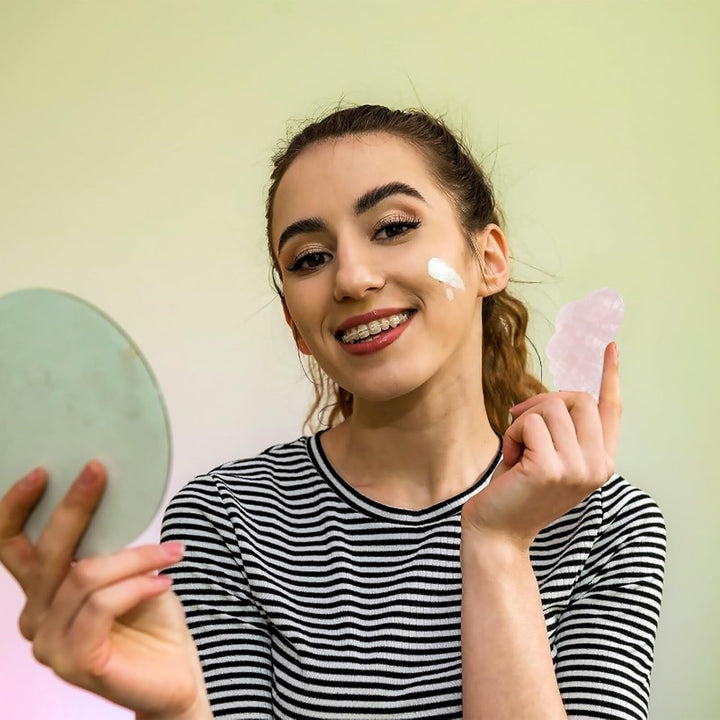 Pink Crystal Wing Shape Gua Sha Facial Scraping Massage Tool for Skin Care Anti-Puffiness and Fine Lines Reduction Natural Crystal Jade Beauty Spa Tool for Face and Eye Use