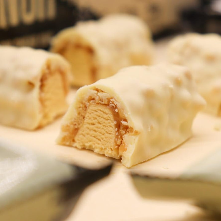 Crunch - High Protein Bars - 20G Protein Each Bar - Low Carb, Low Sugar Snack - 12 Pack X 64G (White Chocolate)