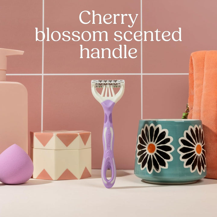 – Intuition Comfort Xtreme for Women | Disposable Razors | Flexible Blades | Hydrating Aloe Vera Strips | Pack of 6 Razors + 2 Free