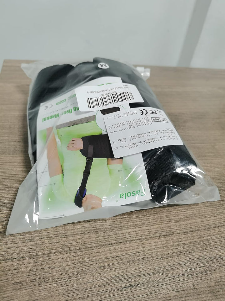 Universal Arm Sling, Shoulder Immobilizer with a Foam Neck Pad for Women, Men, Teenager, Adjustable Arm Support Strap for Broken Wrist, Elbow, Dislocated Shoulder - M