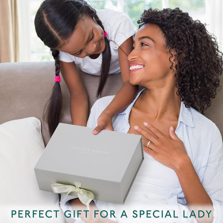 Relaxation Birthday Gifts for Women - Luxury Pamper Hamper Bath Set Gifts for Her with Lavender. Spa Sets for Mum with Organic Self Care Presents. Pamper Gift for Womens Birthday