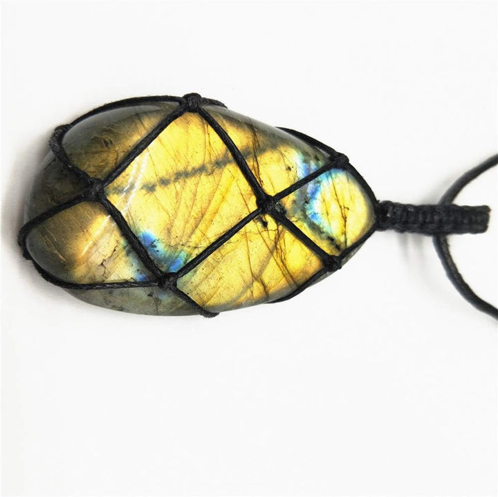 Natural Labradorite Crystal Necklace Healing Chakra Pendant with Hand-Woven Rope Labradorite Palm Stone Moonstone Healing Stone Pendant