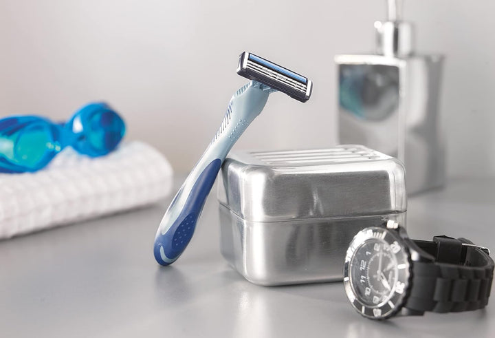 Flex 3, Triple Blade Razor Blades for Men, with Moving Blade Heads for a Close and Soft Shave, Pack of 4