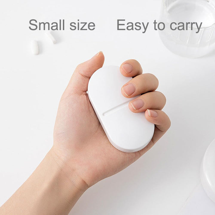 Pill Cutter Travel Portable Tablet Cutter with Blade and Storage Compartment，Pill Box Organiser, Small or Large Pills Cut in Half Quarter for Pills Tablets (White)