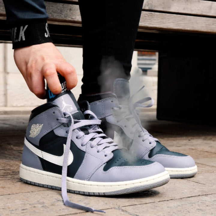 Odour Buster Shoe Deodoriser Spray - Eliminates Trainer & Shoe Odours - Perfect for Football Boots & Smelly Shoes - anti Odour Freshener