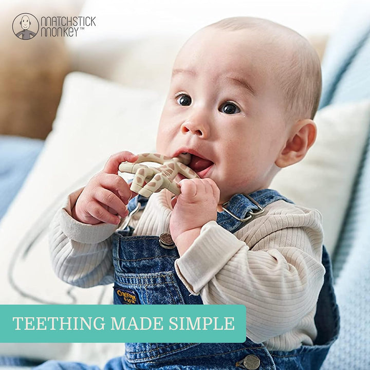 , Antimicrobial Silicone Teether & Gel Applicator, Easy to Grip, BPA Free, 3 Months Old+, 11 Cm, Gigi Giraffe, Pack of 1