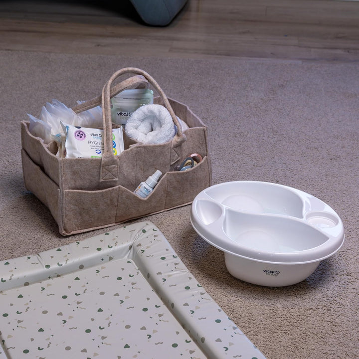 Perfectly Simple Top & Tail Bowl, Everyday Basic Top & Tail Bowl for Baby'S Baths, 2 Seperate Areas for Top and Tail Sponges, Ergonomic Design, Lightweight & Portable, 0M+, White