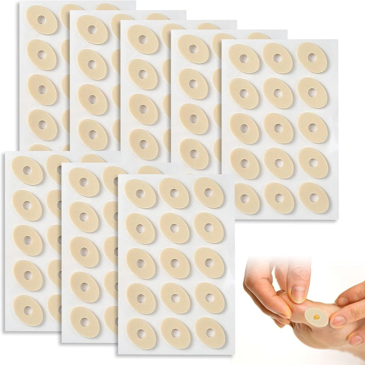 60PCS Corn Cushions Oval Soft Latex Sponge Corn Plasters for Toes anti Friction Corn Pads Self Adhesive Callus Cushions Toe and Foot Protectors Reduce Foot and Heel Pain