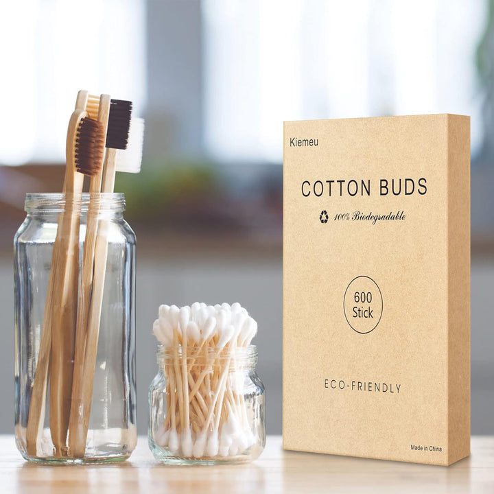 600 Bamboo Cotton Buds Biodegradable, Bamboo Ear Buds Cotton for Cleaning and Doing Makeup