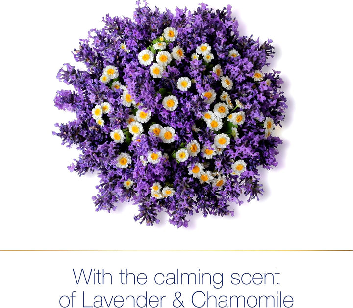 Relaxing Care Lavender & Chamomile Bath Salts with Skin-Natural Moisturisers to Relax Your Mind & Body, Leaving Your Skin Smooth & Soft 900 G