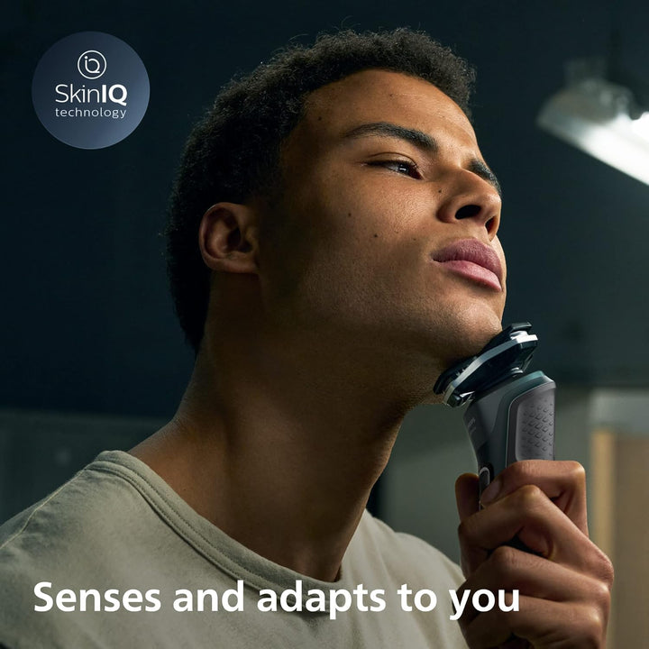 Shaver Series 5000 - Wet & Dry Electric Men'S Shaver, Electric Razor for Men with Charging Stand and Travel Case (Model S5884/35)